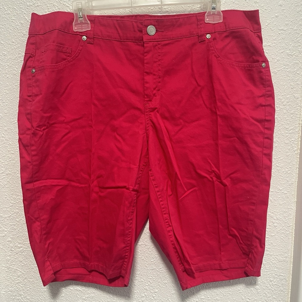 Just My Size Women Plus Size 18W Rockin Rose Stretch Bermuda Shorts Side Pockets